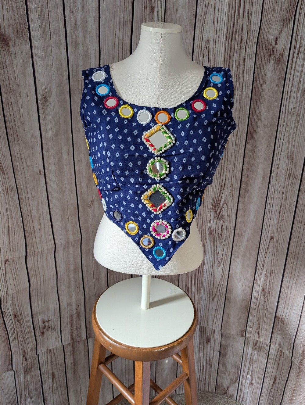 ✨ Beautiful Navy Blue Bhadani print with Real Mirror Work Blouse